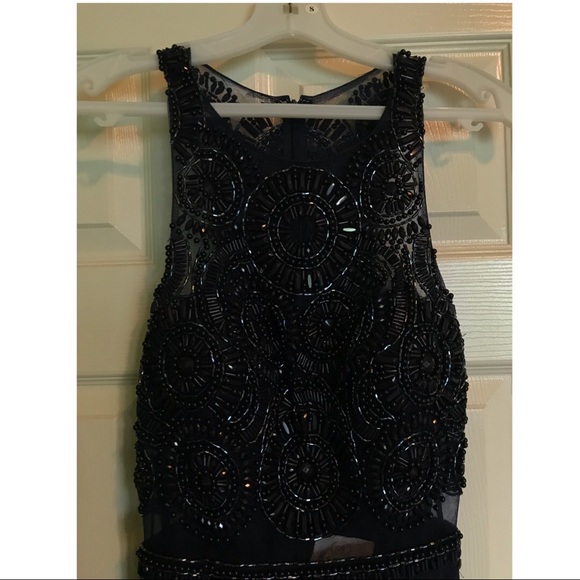 I do not have any more events to wear it to. - Picture 2 of 8